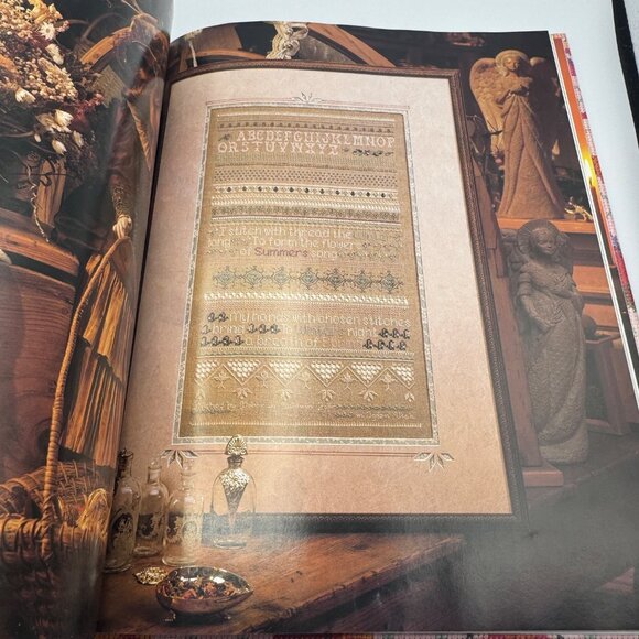 Vanessa-Anns Holidays In Cross-Stitch 1991 Hardcover Book - Picture 9 of 11